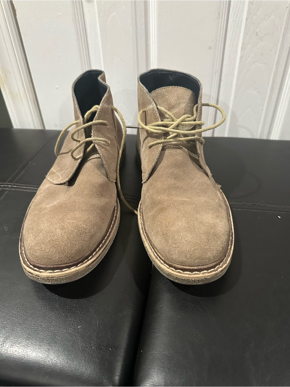 Suede Chukka Boots in Taupe - Classic Lace-Up Casual Boot